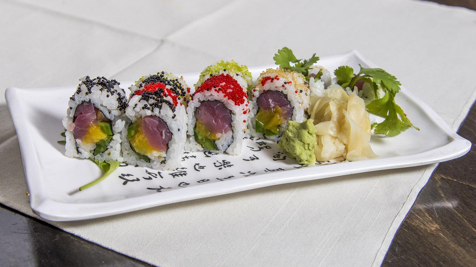 Rainbow Caviar Sushi Rolls 2 Rolls (16 Pieces)
