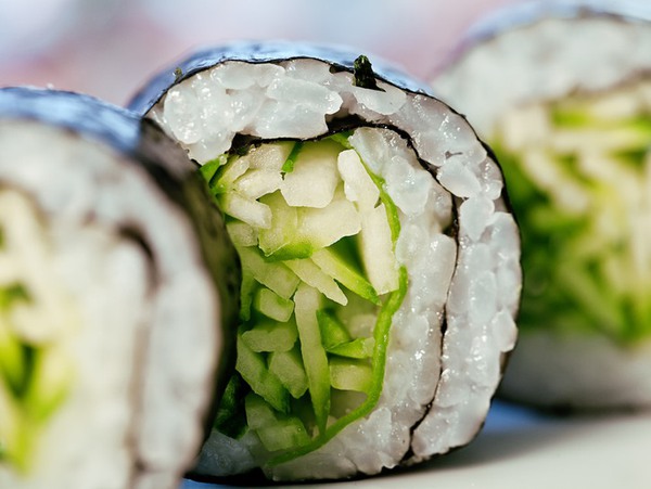 Cucumber Sushi Roll (8 Pieces)