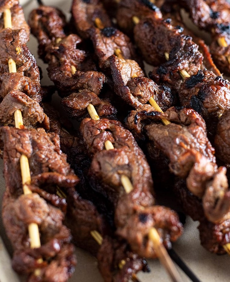 Grilled Lamb Kebabs with Mushrooms & Onions Serves 10 People